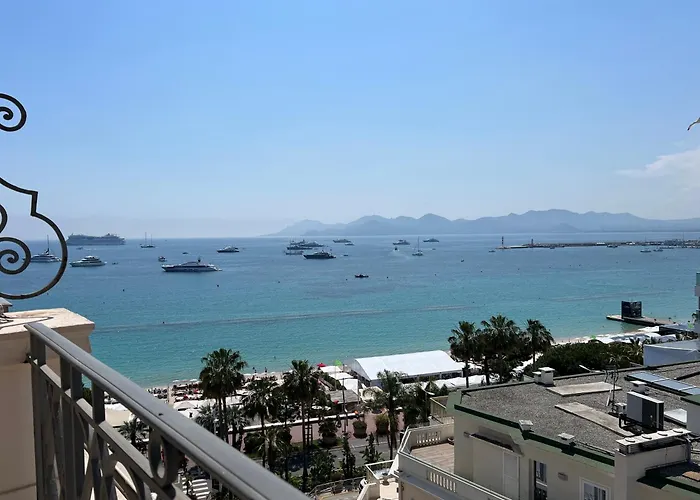 Croisette Palais Miramar - Sea View Apartment
