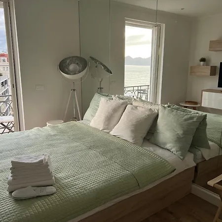 Croisette Palais Miramar - Sea View * カンヌ